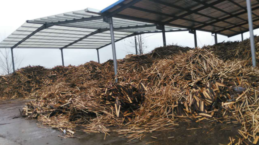 上圖為農林廢棄物秸稈、木屑等 上圖為農林廢棄物秸稈、木屑等