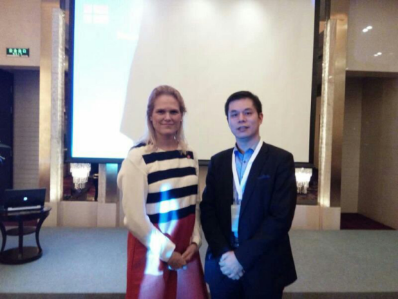 仟億達(dá)集團(tuán)(證券代碼831999)董事長(zhǎng)鄭兩斌參加2017中國(guó)挪威商業(yè)峰會(huì)